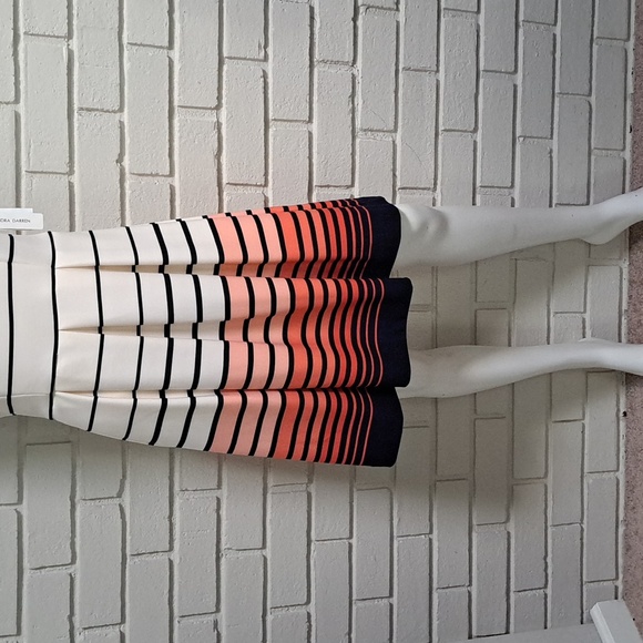 Sandra Darren Striped Pleated  Business/Casual Dress. Size 10 NWT - Picture 3 of 11